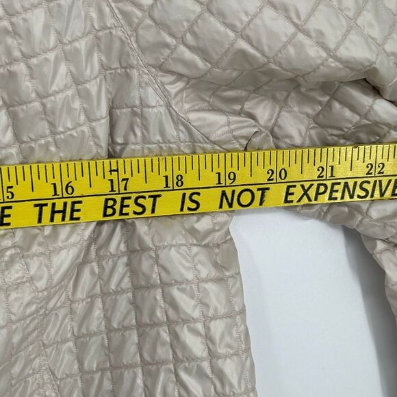 ZENERGY by CHICO'S Jacket Women's Size 1 Medium Beige Quilted Button Up Lined - Picture 10 of 10